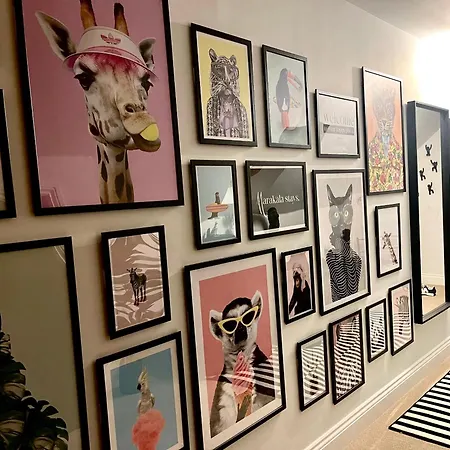 The Gallery - Bournemouth Town Centre - Beach 5 Minute Walk - Superfast Wifi - Outdoor Terrace - Sleeps 6 - Netflix - Contractor Friendly - Long Stay Rates - Coffee Machine-2